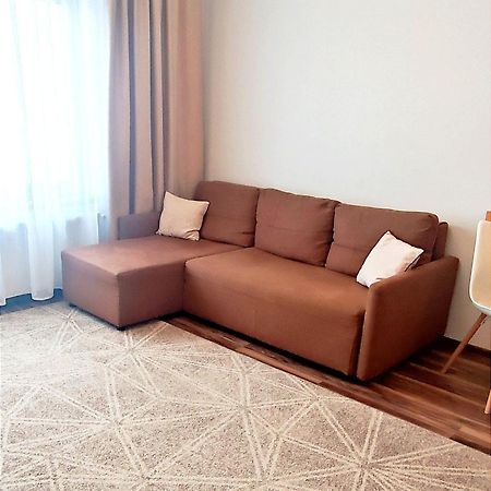 Charming Apartment In Villa Iasi Buitenkant foto